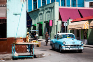  Man Chasing Car, Neptuno, Centro Habana